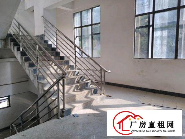 
布吉甘坑同富裕工业区厂房二楼300.800平米