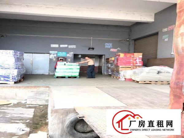 
二楼300平米，食品仓，红酒仓库，临近金鹏物流