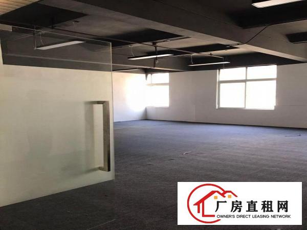 
带装修300平春节前租免一个月租金