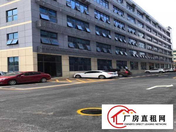 
临街旺铺招租汽车4S店、展厅、美容、维修，免费停车位