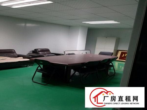 
布吉南岭上李朗工业区千级无尘车间整租或分组或转让，宿舍3间。