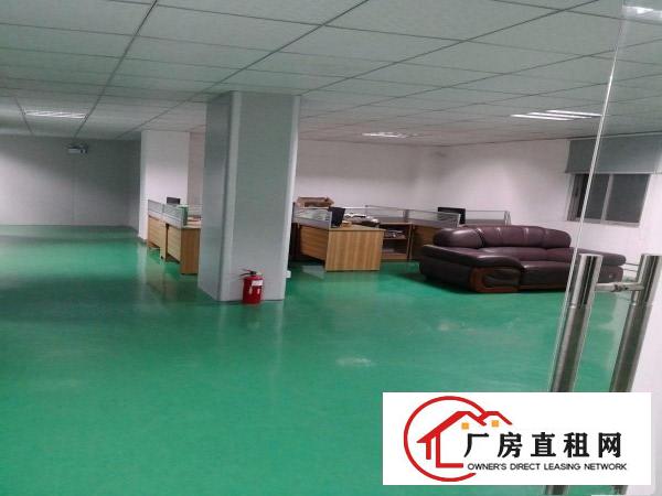
布吉南岭上李朗工业区千级无尘车间整租或分组或转让，宿舍3间。