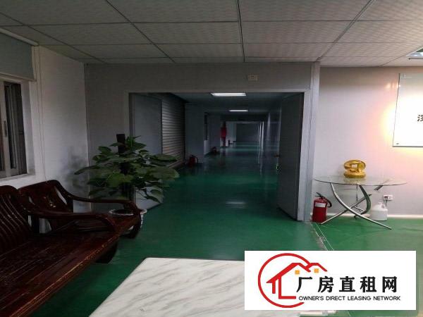 
布吉南岭上李朗工业区千级无尘车间整租或分组或转让，宿舍3间。