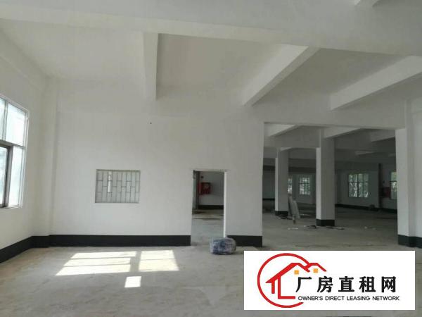 
布吉布澜公路主干道边1350平厂房招租。