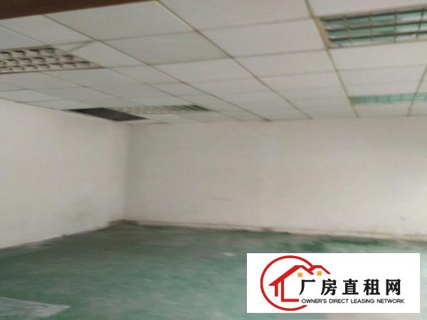 
大芬地铁站口1000平方厂房出租，可分租