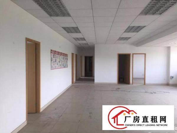 
急租新出精装修的办公室