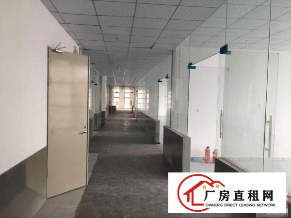 
3万平物业整体出租学校