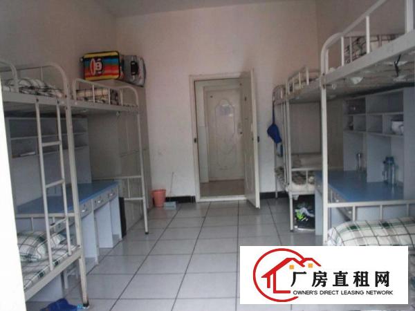 
出租坪山新区周边聚龙山公园附近企业园区内员工宿舍30间
