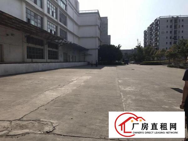 
坪山大工业区3万平红本厂房带卸货平台