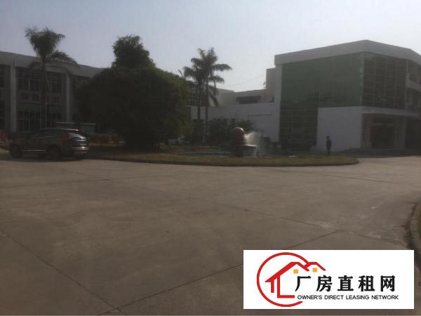 
大型工业园七米层高一楼出租