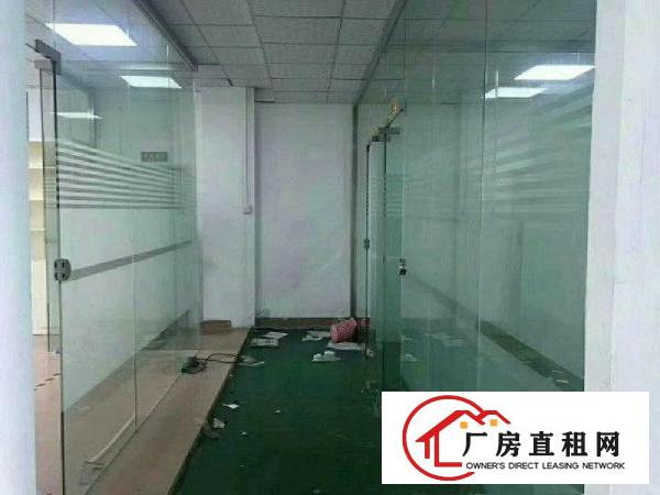 
坪山碧岭新出楼上厂房400平米(带装修)