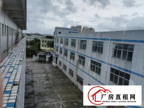 
坪山比亚迪附近5700平米独院厂房出租，送现成装