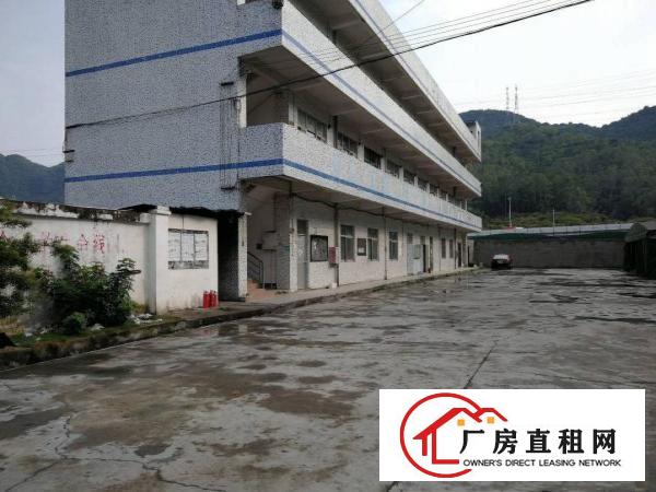 
坪山新区2楼带装修约1500平米出租（水电到位）
