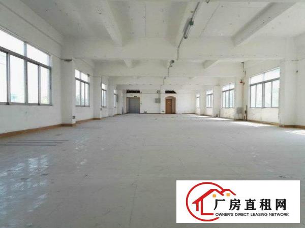 
坪山同富裕工业区3楼920平米带办公室厂房出租