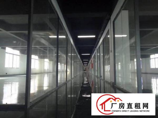 
坪山大工业区1200平米楼上整层装修厂房出租