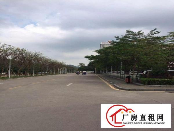 
坑梓大型科技园四楼1800平方带空中私家花园招租