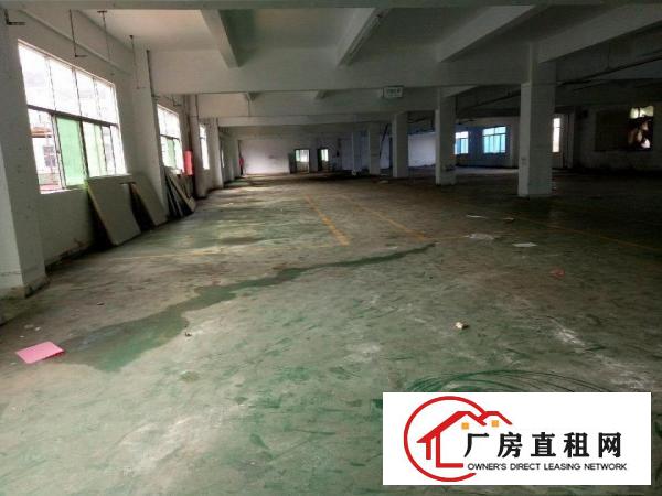 
厂房1900平米，有现成吊顶，现成办公区域