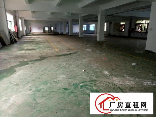 
厂房1900平米，有现成吊顶，现成办公区域