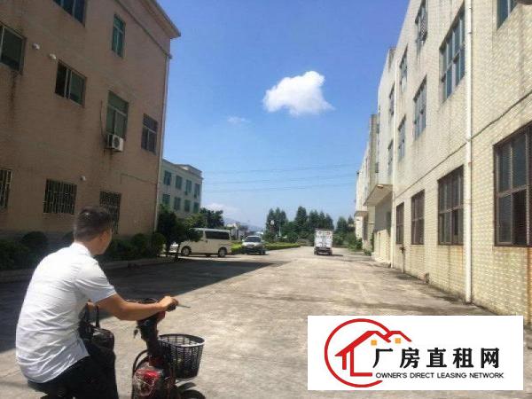 
龙华新区观澜黎光工业区1到2楼4000