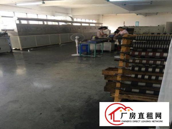 
观澜观光路边上带装修750平方10500，租期1年