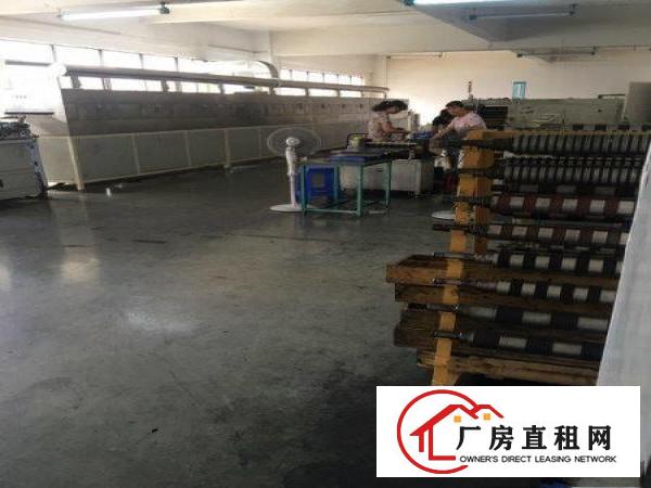 
观澜观光路边带装修厂房招租2500平方