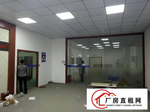 
清平高速出口3楼1500平米豪华装修厂房出租