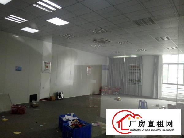 
清平高速出口3楼1500平米豪华装修厂房出租