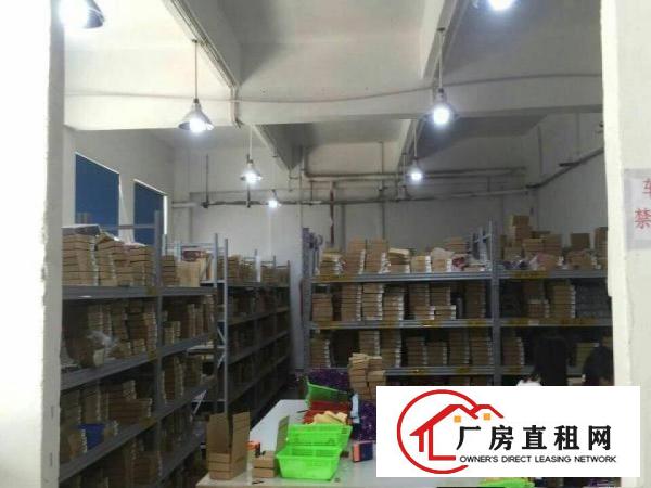 
龙华观澜君子布900平米一楼带装修厂房出租