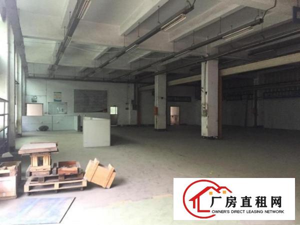 
龙华观澜新田业主直招一楼800平实际面积出租带行吊