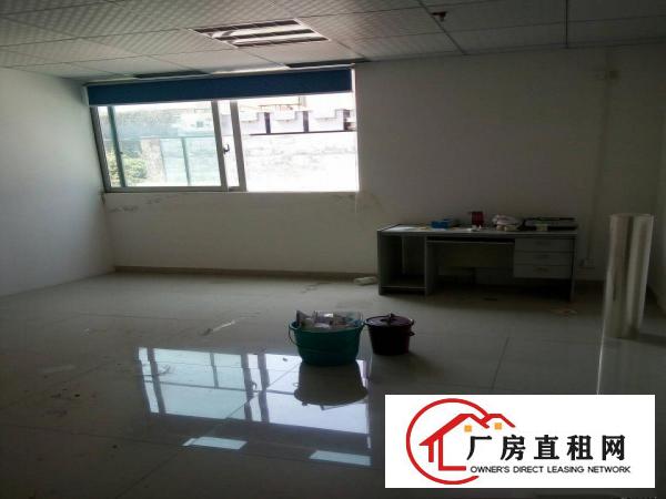 
观澜新塘福前路14层每层750平米出租有装修