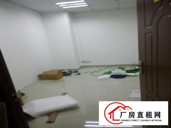 
观澜观光路大型工业园区独栋每层750平米出租