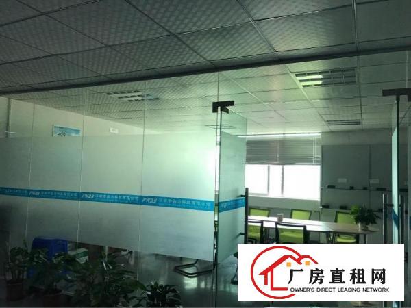 
观澜大富工业园950平带装修厂房