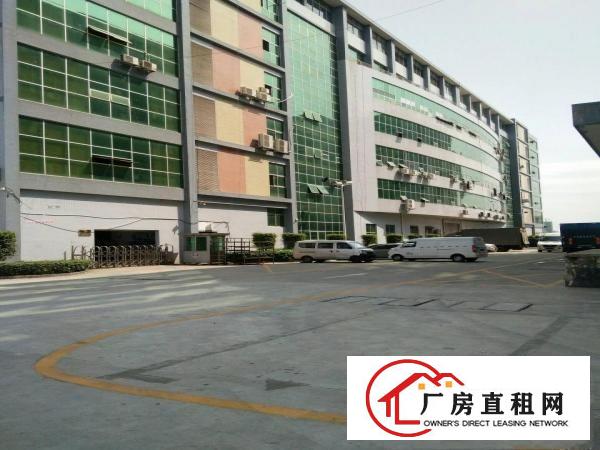 
观澜观光路边新出三楼2700带精装修，可分租