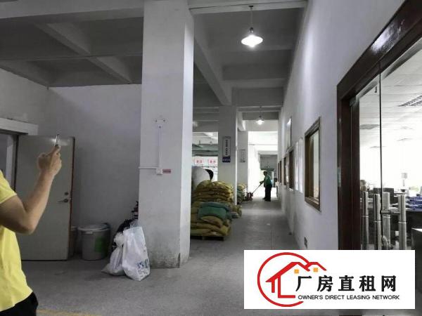 
粮食集团附近二楼4300平方厂房出租带装修