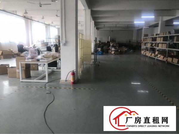 
观澜高尔夫新出800平方，精装修办公室，水电齐全