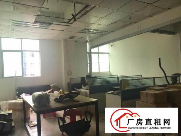 
观澜泗黎路边新出300平方，水电齐全，办公室装修