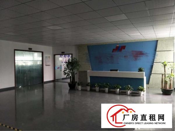 
龙华观澜章阁大富工业区楼上1200平带装修标准厂房
