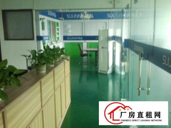 
观澜牛湖3楼带装修2180平米的厂房急租