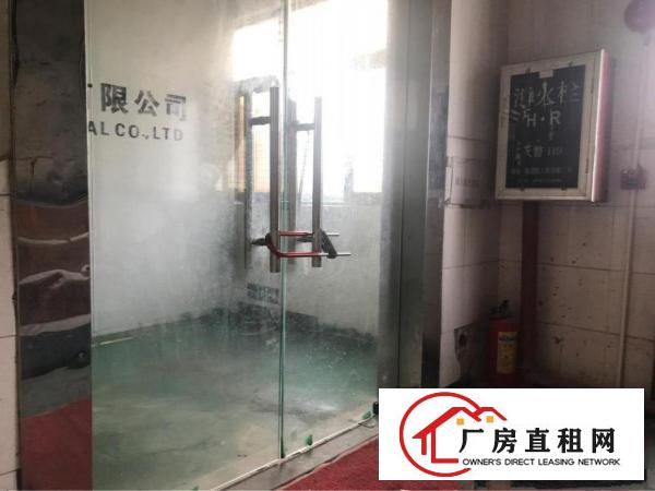 
塘厦新装修三楼650平方刚刚放租
