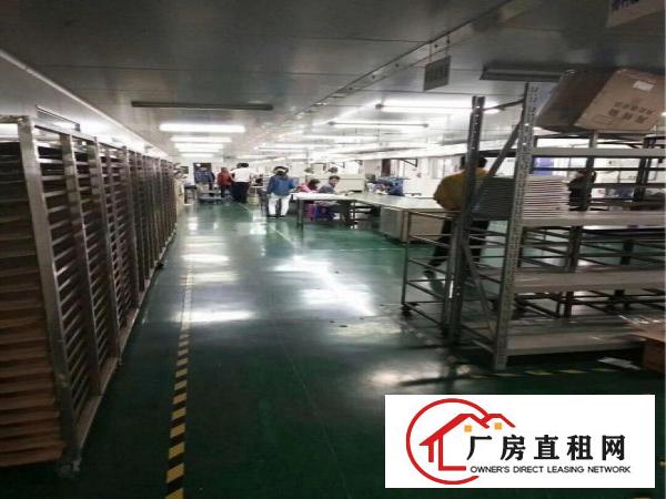 
塘厦现成喷油证3楼1680平方出租