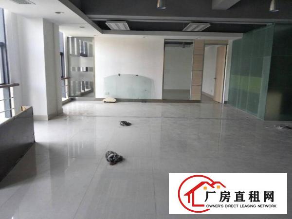 
塘厦高速出口莲湖三楼450平米带装修厂房出租