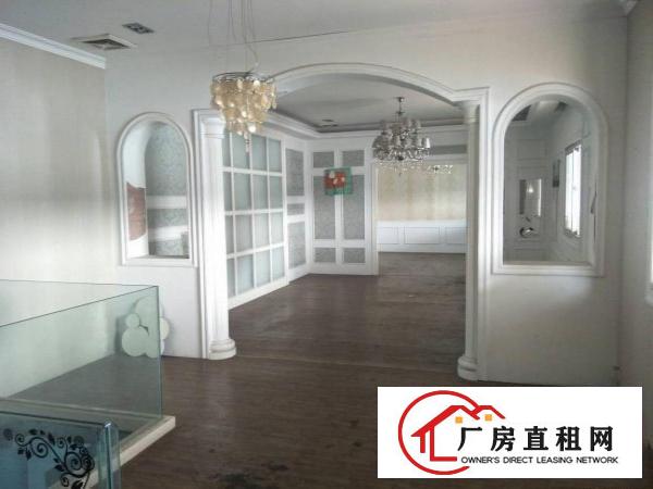 
塘厦高速出口莲湖三楼450平米带装修厂房出租