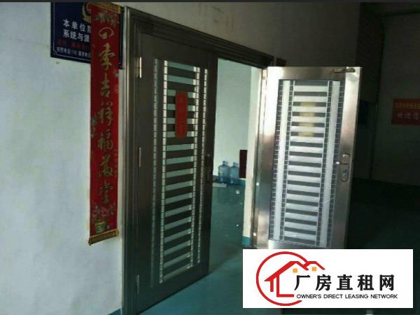 
塘厦靠近高速口860平方带地坪漆中间无柱子！易规划