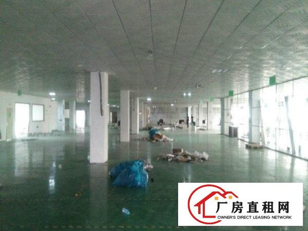
塘厦莆心湖工业园二楼厂房2700平带地平漆可分租