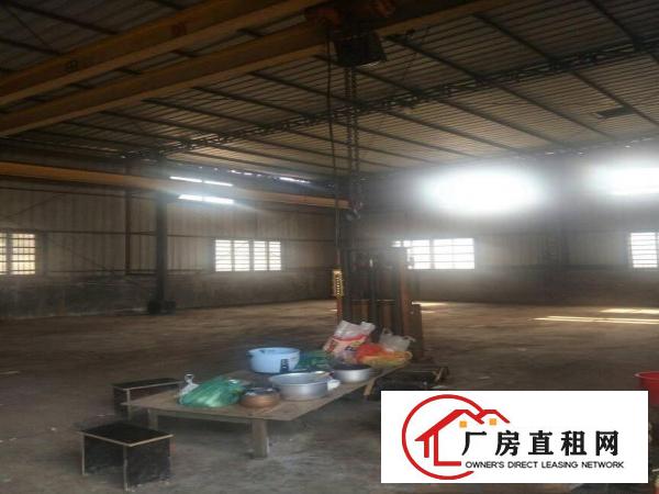 
东深二线边上，大货车随便调头