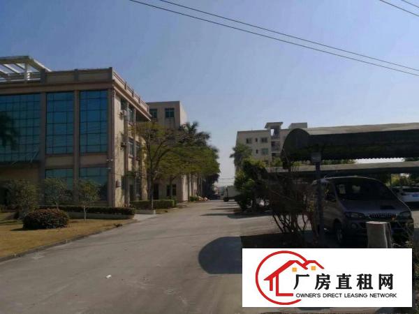 
塘厦高速出口新出原房东楼上带装修厂房4000平米