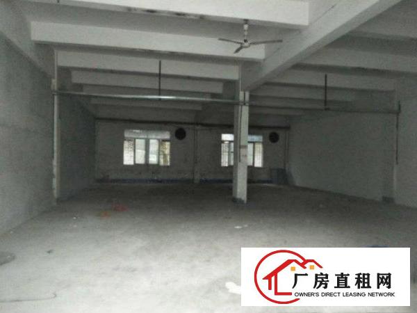
塘厦莆心湖一楼350平方厂房出，主线到车间，空地大
