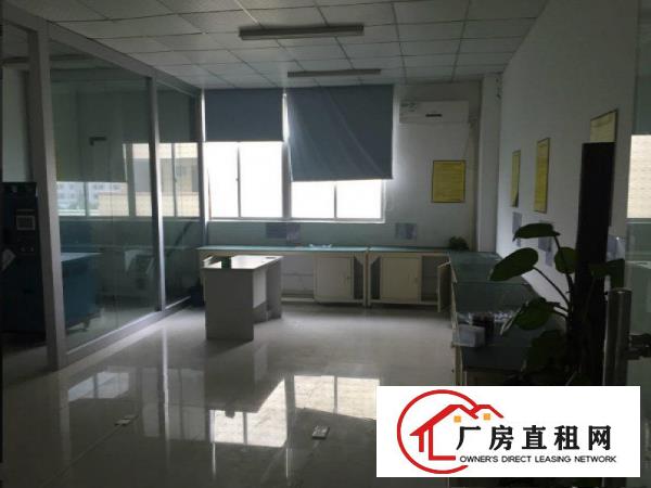 
塘厦新出标准独院厂房二楼800平米带现成装修分租