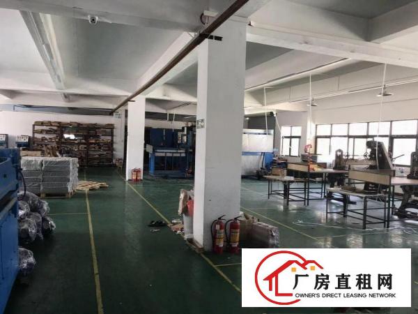 
塘厦带3吨电梯的3楼整层标准厂房1255平方即租