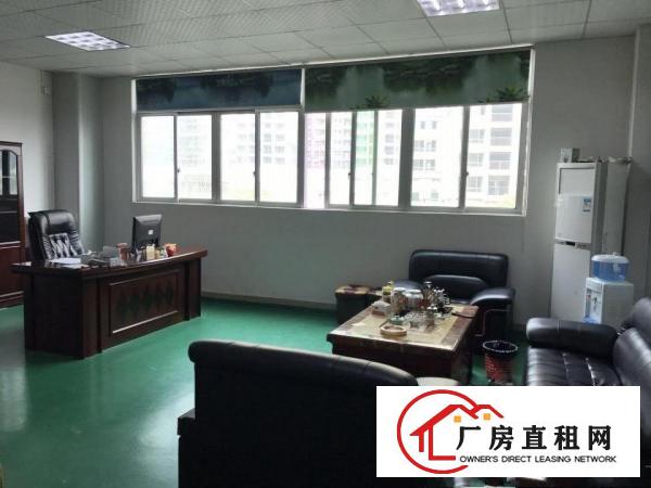 
塘厦带3吨电梯的3楼整层标准厂房1255平方即租